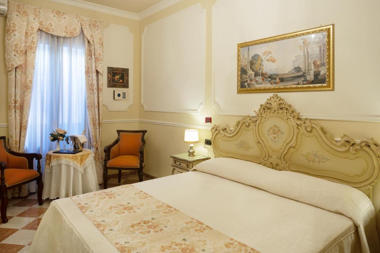 Hotel Trinacria ปาแลร์โม ภายนอก รูปภาพ