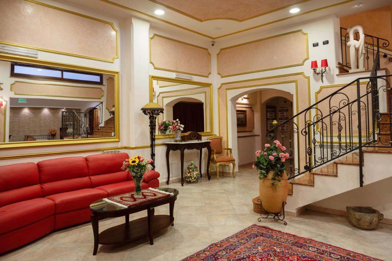 Hotel Trinacria ปาแลร์โม ภายนอก รูปภาพ