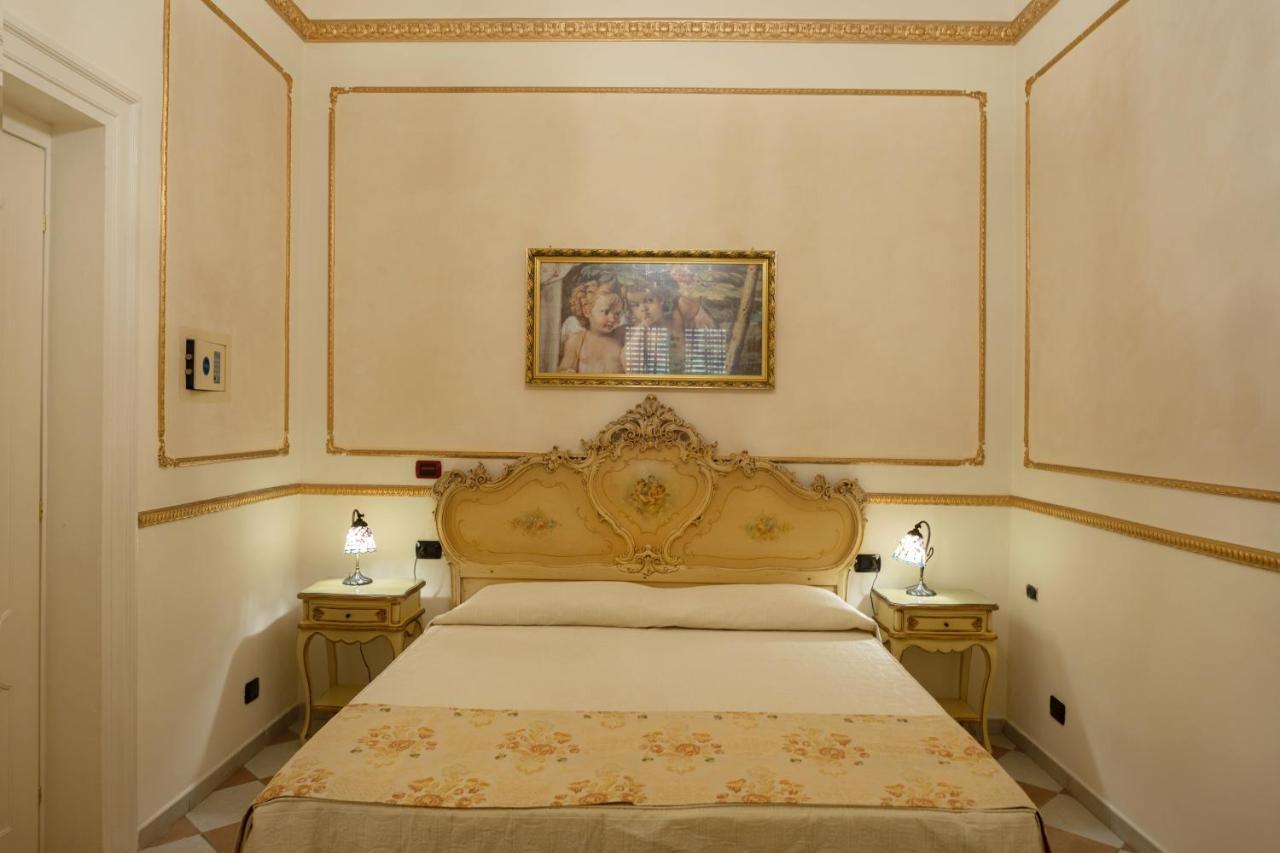 Hotel Trinacria ปาแลร์โม ภายนอก รูปภาพ